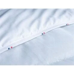 Couette 100% Française - 140 X 200 Cm - ABEIL -TODAY || DODO || Vision Soldes Boutique couette 100 francaise 140 x 200 cm abeil 3087880029335 1301267