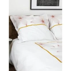 COUETTES ET CETERA Parure De Couette Traits - 1 Housse De Couette 240 X 260 Cm + 2 Taies 65 X 65 Cm - Rose Et Blanc -TODAY || DODO || Vision Soldes Boutique couettes et cetera parure de couette traits 1 housse de couette 240 x 260 cm 2 taies 65 x 65 cm rose et blanc 3701393700283 505415